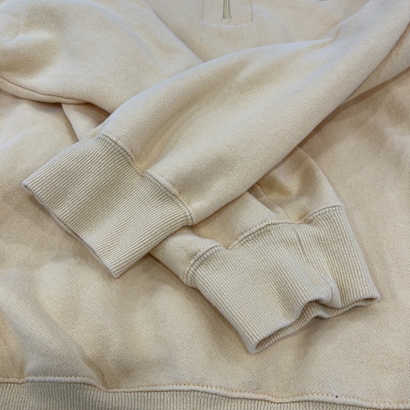 Izod Sweatshirt - Picture 12 of 12